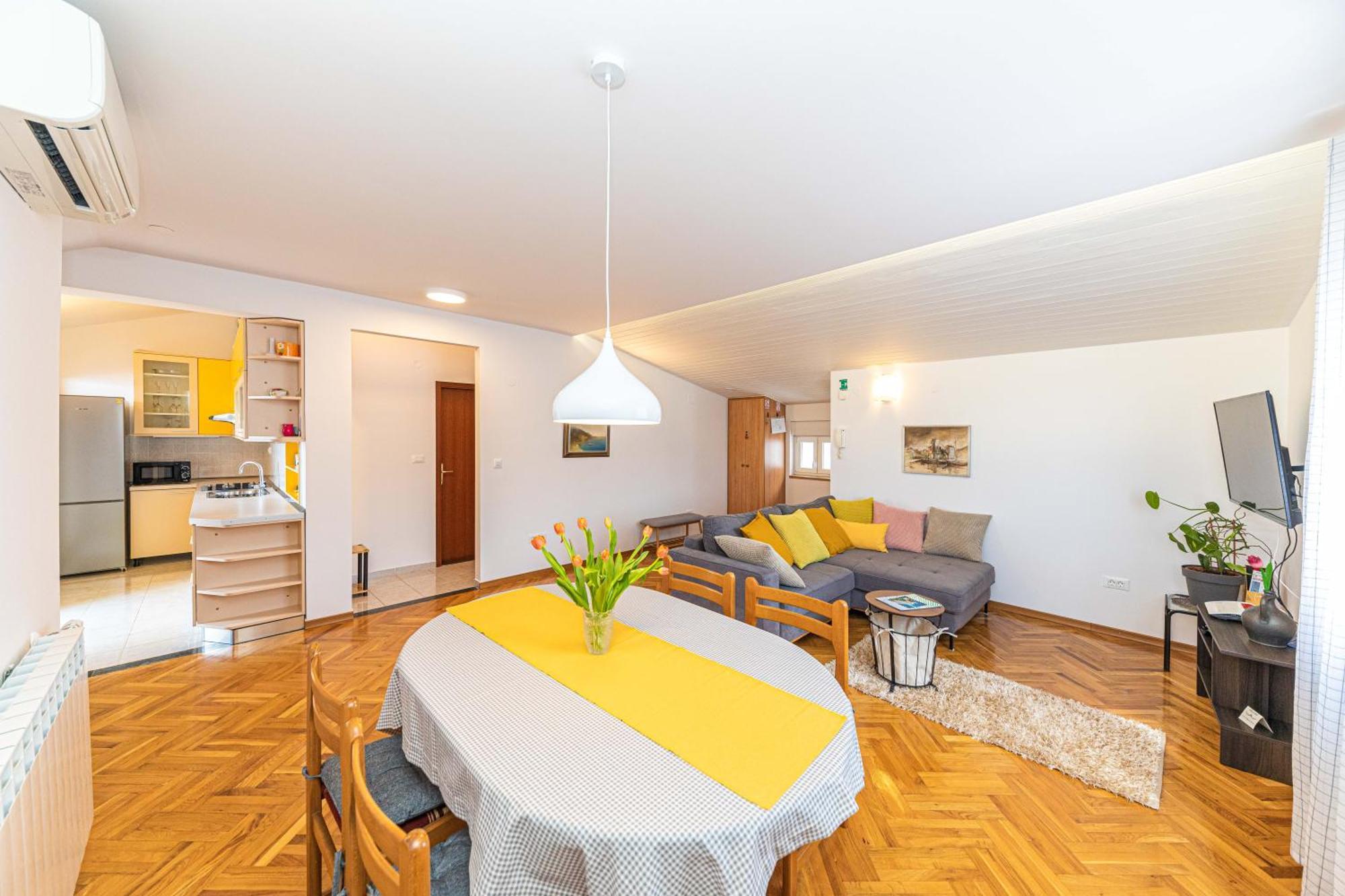 Apartments Iskra Stobreč Kültér fotó